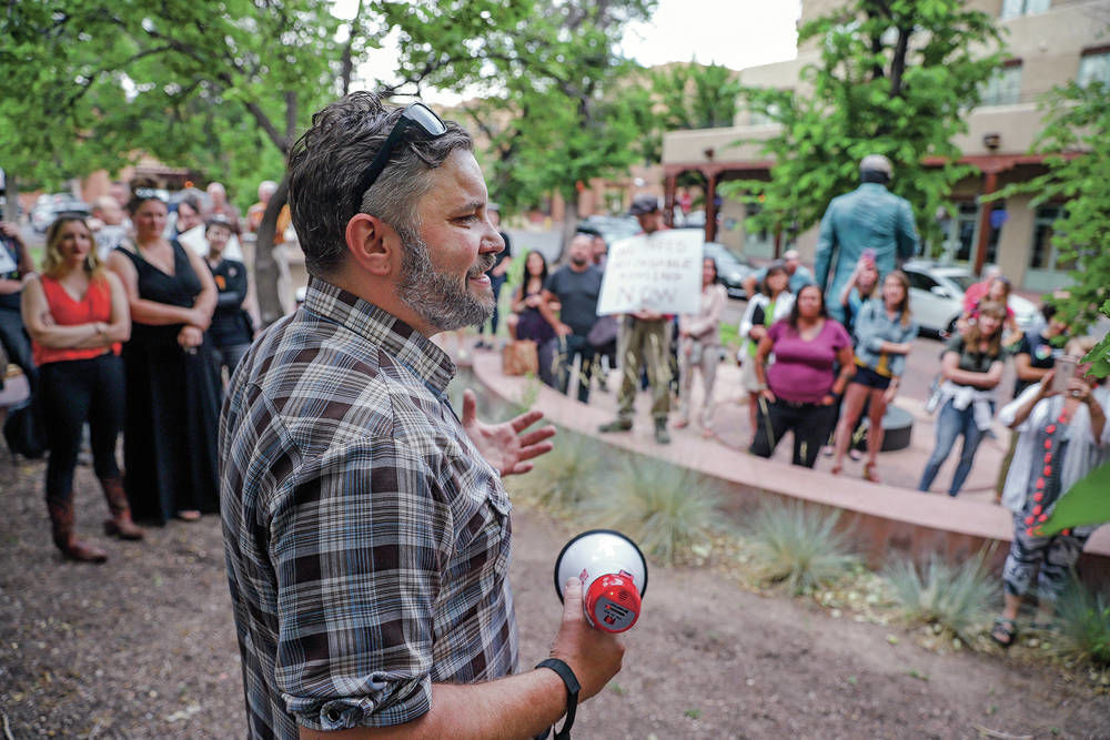 Santa Fe City Council approves proposal to ease guesthouse restrictions